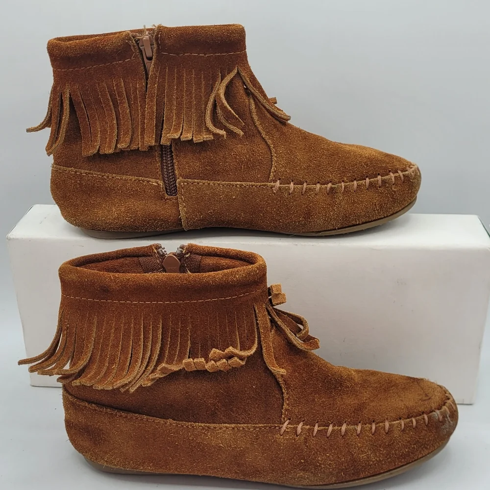 Minnetonka Leather Moccassin Booties Size 4